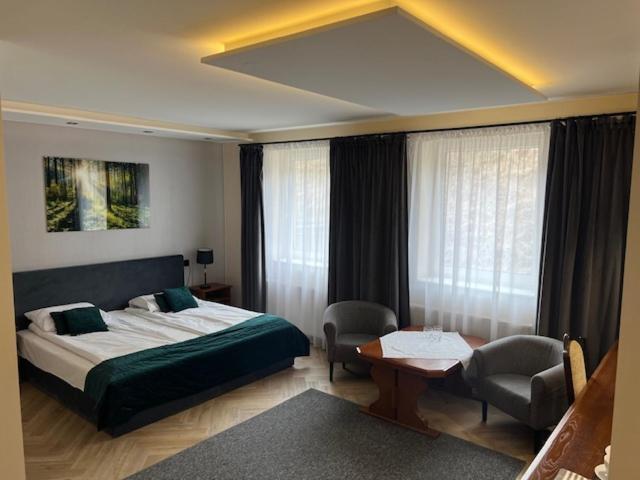 Hotel Baltazar Pułtusk Kültér fotó
